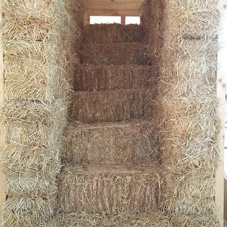 B&B Ecoantico Casa In Paglia Maiolo (Rimini)